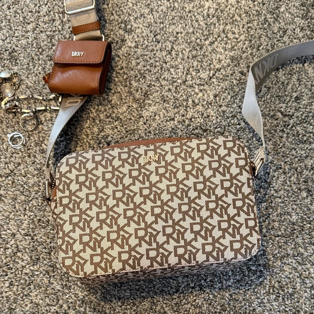 DKNY Brown and Cream Monogram Shoulder Bag - Picture 1 of 7